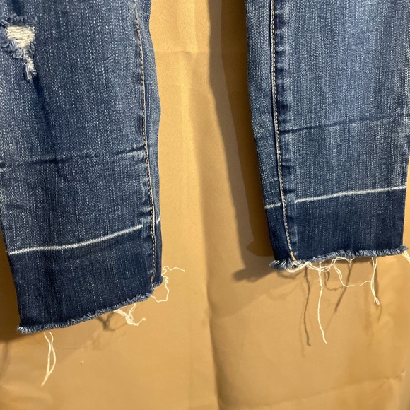 Blank NYC Mid Rise Skinny Jeans Women 28 Ankle Crop Distressed Whiskered Raw Hem - Picture 3 of 10